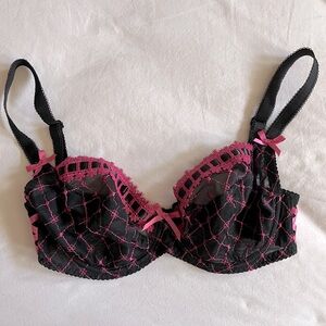 Curvy Kate black & pink embroidered balconette bra, ribbon & lace, US/UK 28F